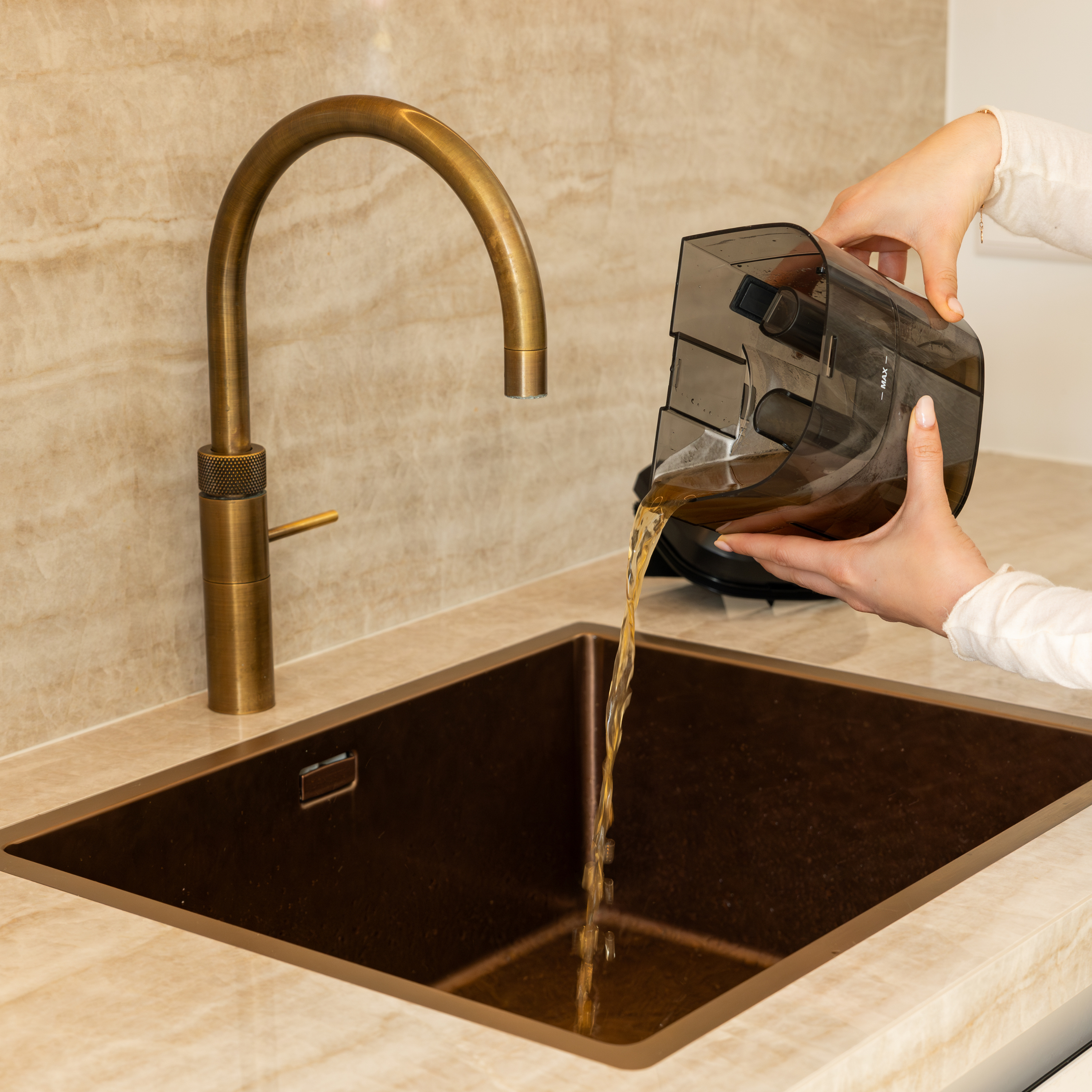 GoScrub® 3-in-1 Tapijtreiniger PRO met Vloermop & Stoomfunctie
